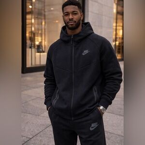 Nike tech Black Zip-Up Hooded Jacket GUC